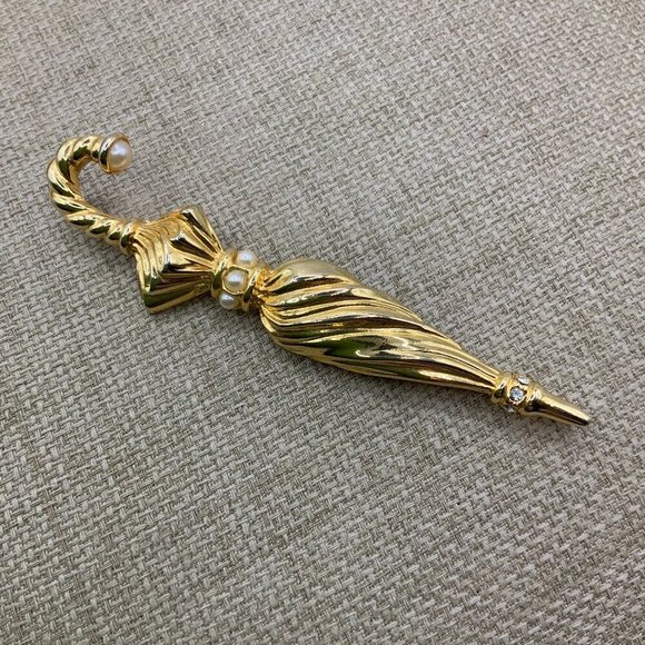 Premier Designs Jewelry - Premier Designs Vintage Umbrella Faux Pearl Rhinestone Gold Tone Brooch Pendant